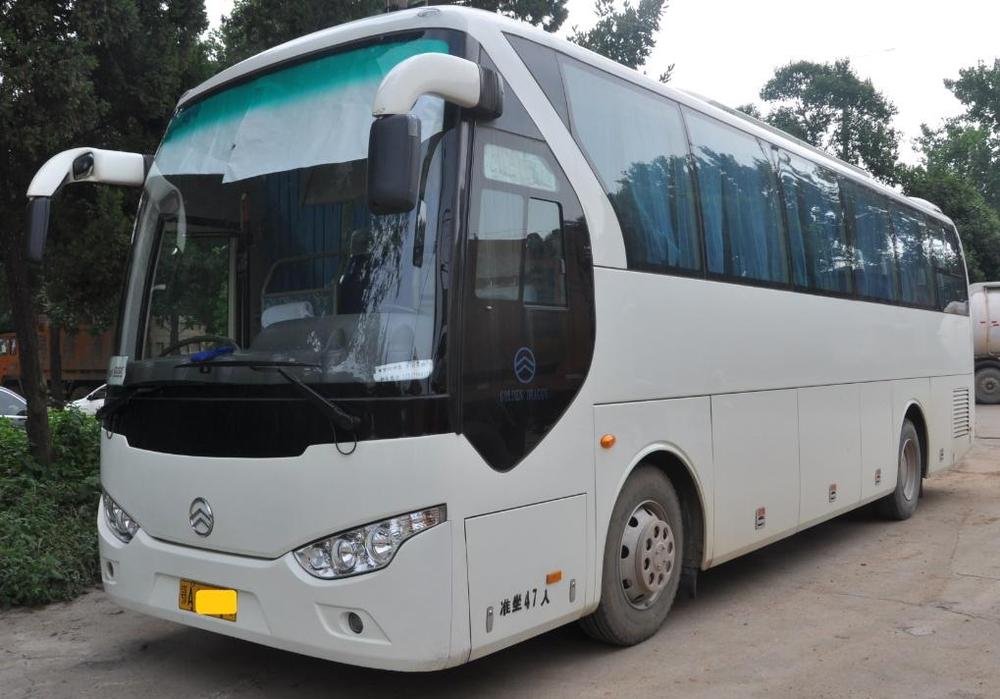 8万元 综合描述:因单位效益受疫情影响,现低价出售 47座厦门金旅大巴